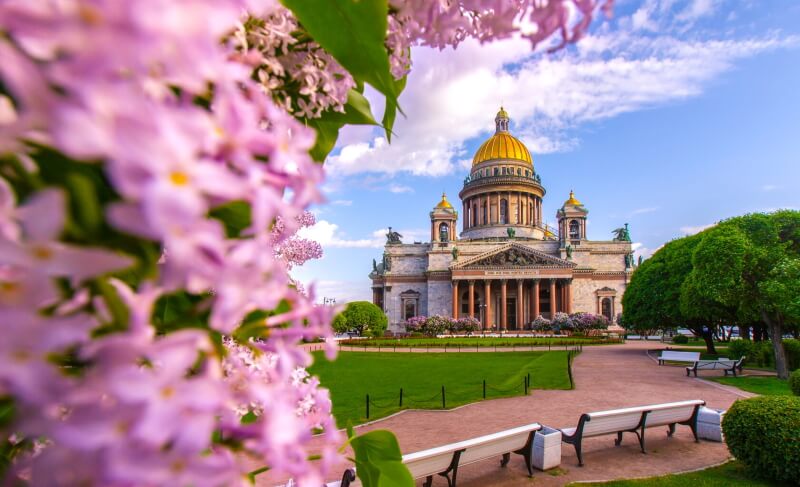 majskie sankt peterburg