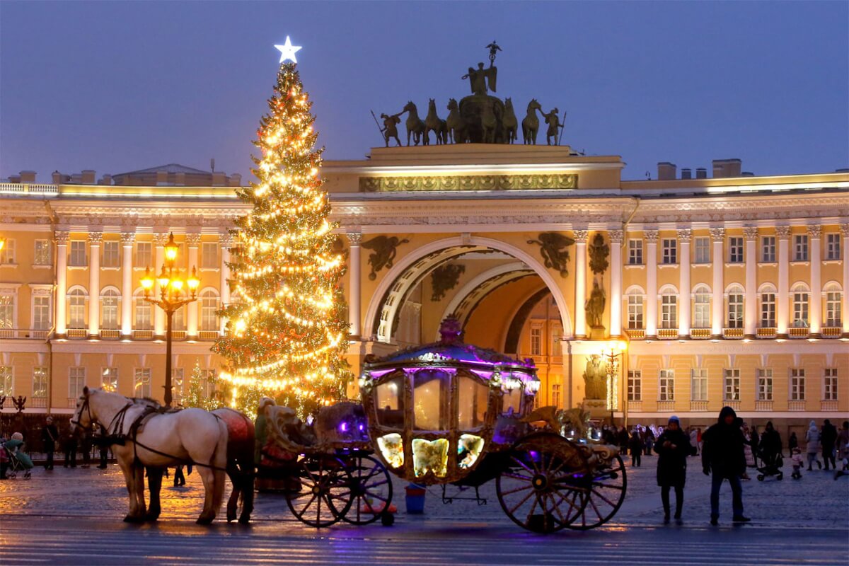 novogodnyi sankt peterburg
